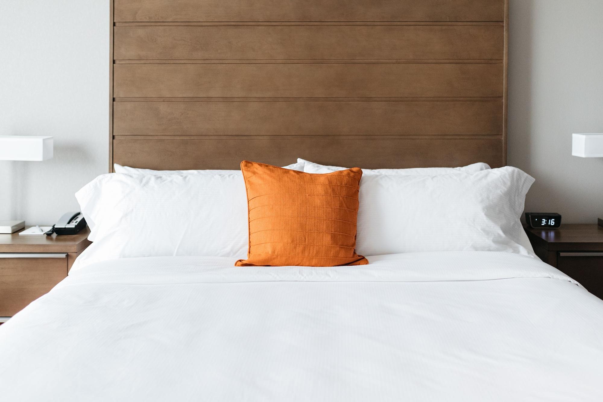 Revel Hotel, Tapestry Collection By Hilton Urbandale Exterior foto