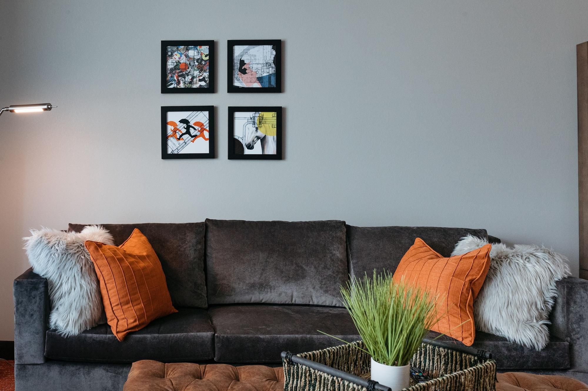 Revel Hotel, Tapestry Collection By Hilton Urbandale Exterior foto